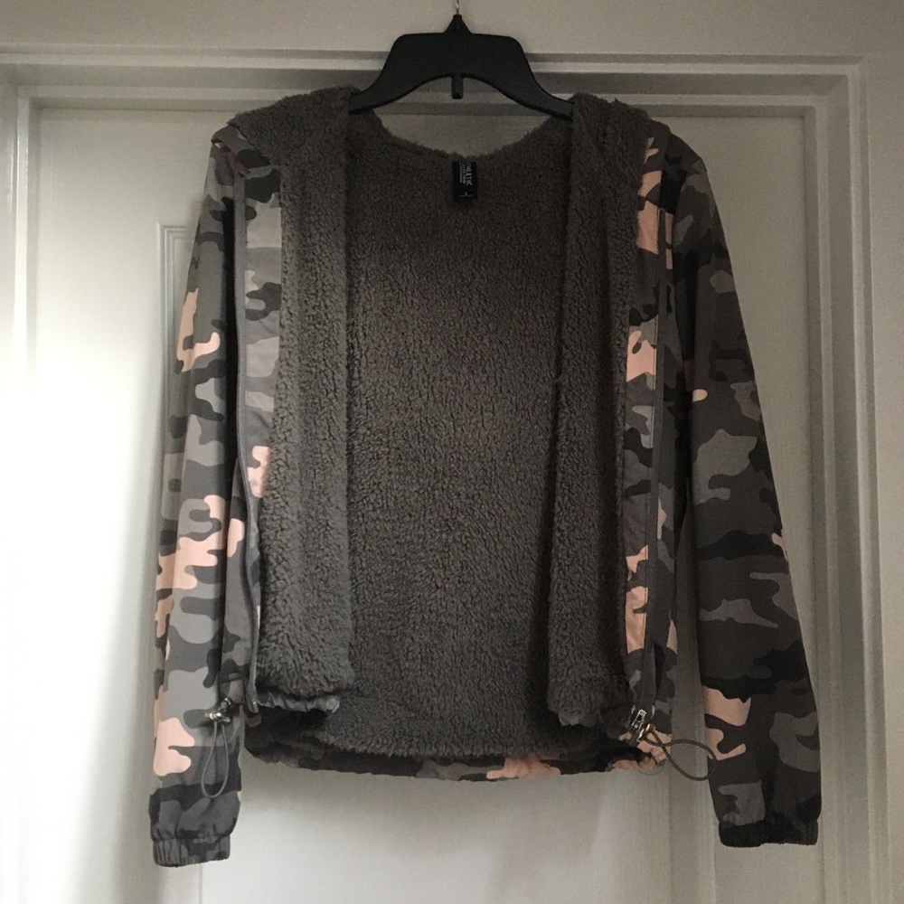 Camo jacket - Picture 3 of 5